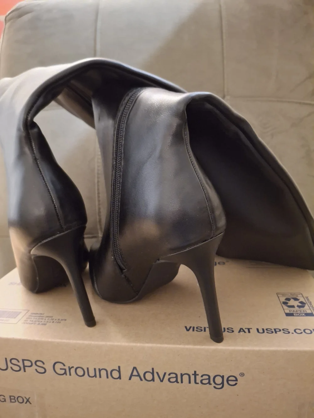I.N.C Women's Black Pointed-Toe Knee-High Stiletto Boots Size 6